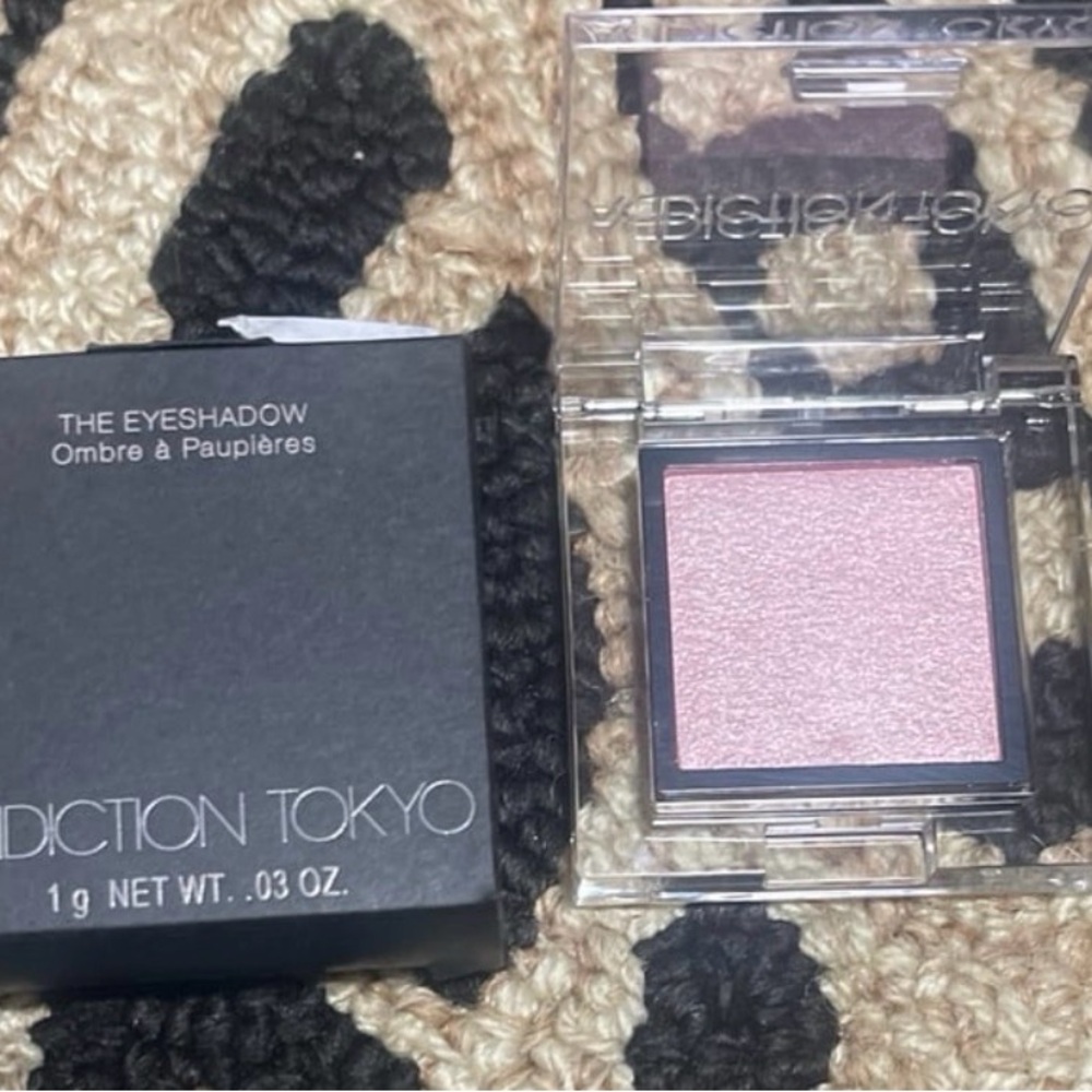 Addiction Tokyo The Eyeshadow- Material Girl
